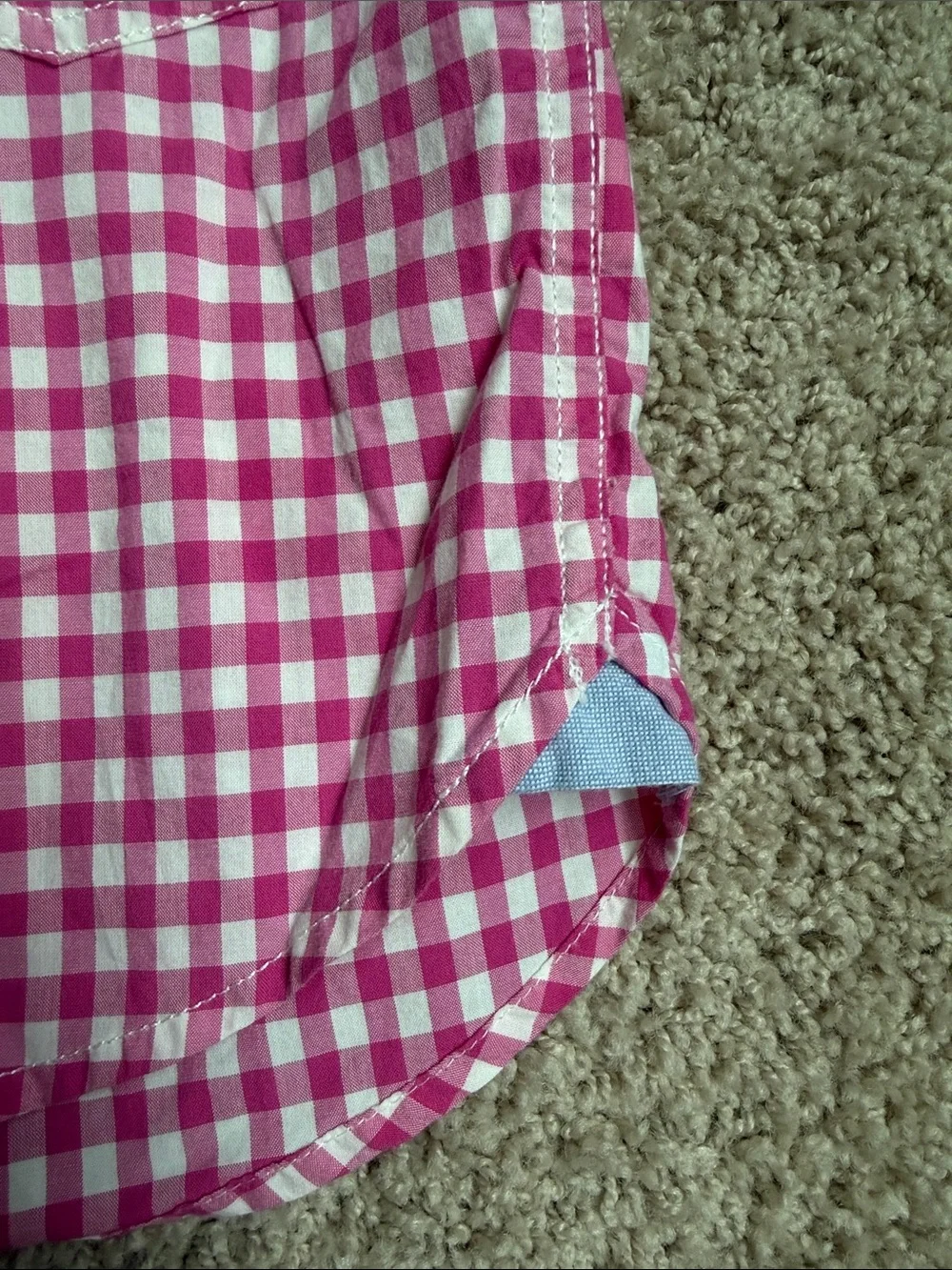 GAP crisp pink